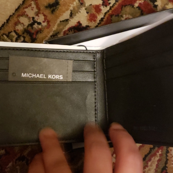 Mk wallet for men - Picture 2 of 4